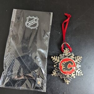 NHL  Calgary Flames Snowflake Ornament with Red Ribbon